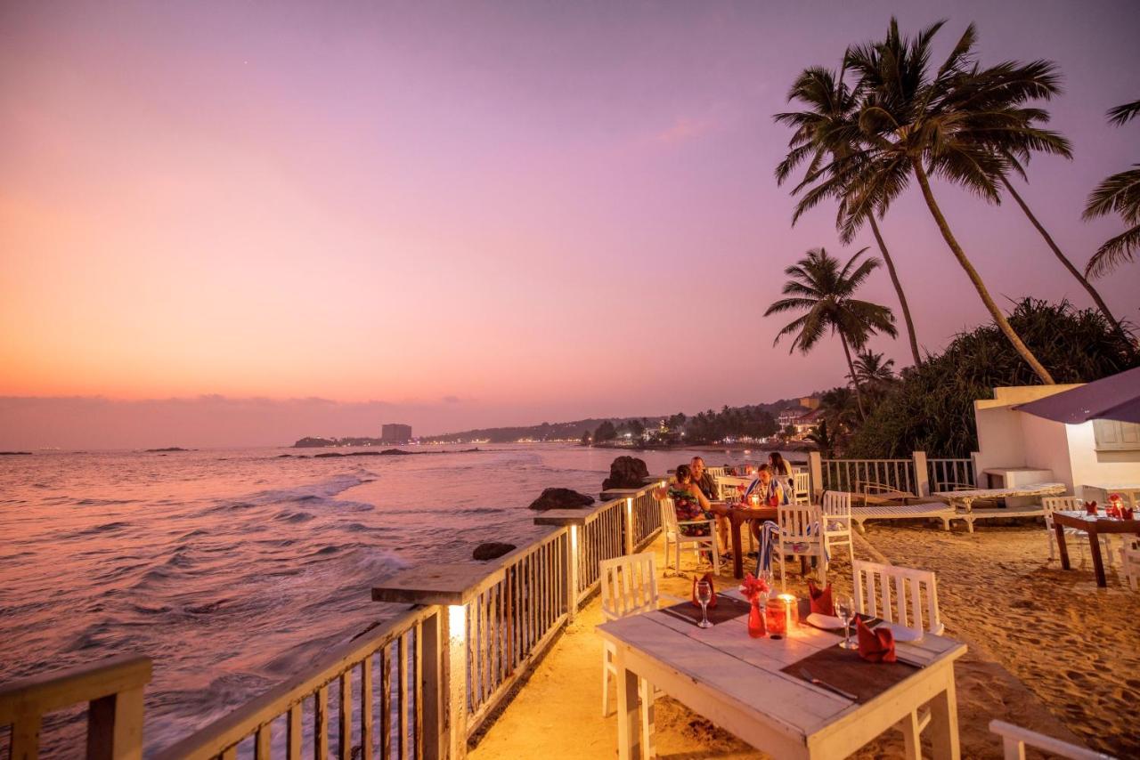 Rock Fort Beach Resort Unawatuna Esterno foto